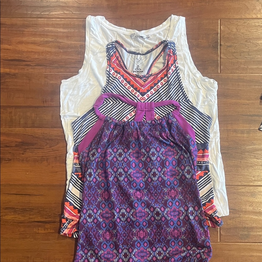 Prana Size M Bundle of 3 tops